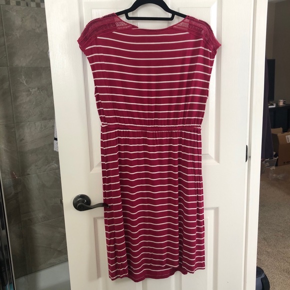 Maternity Dress w/ Lace Shoulders| Thyme Maternity - Picture 6 of 7